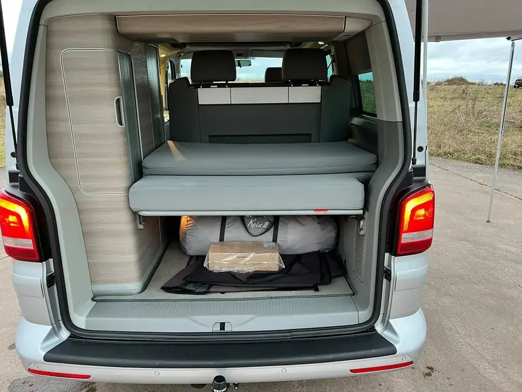 2013 Volkswagen California SE photo