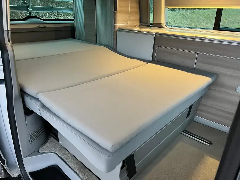 2013 Volkswagen California SE photo