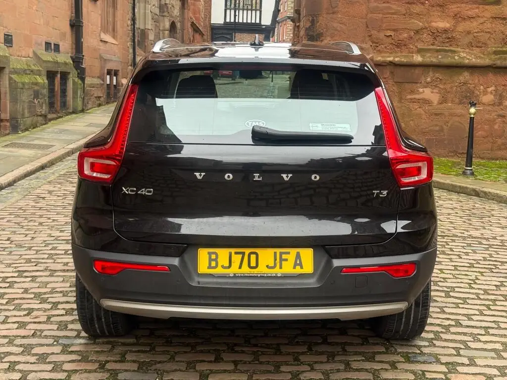 2020 Volvo XC40 1.5 T3 Inscription Auto Euro 6 (s/s) 5dr photo
