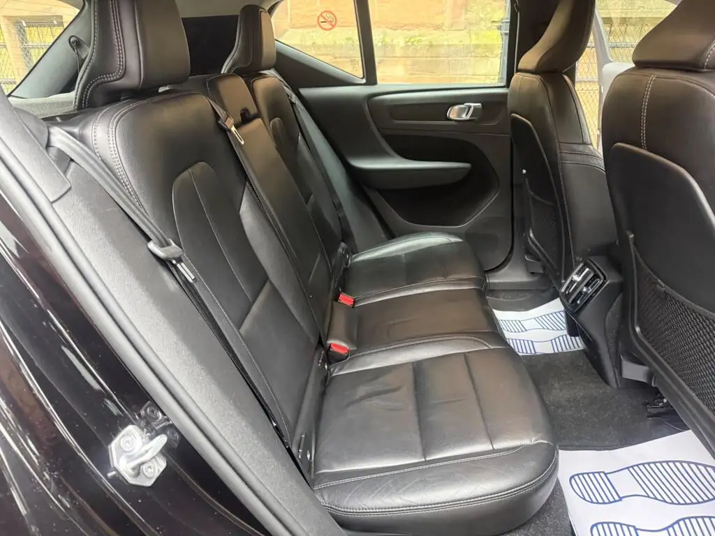 2020 Volvo XC40 1.5 T3 Inscription Auto Euro 6 (s/s) 5dr photo