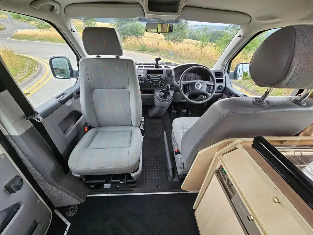 2005 Volkswagen Leisuredrive 1.9 TDi Campervan photo