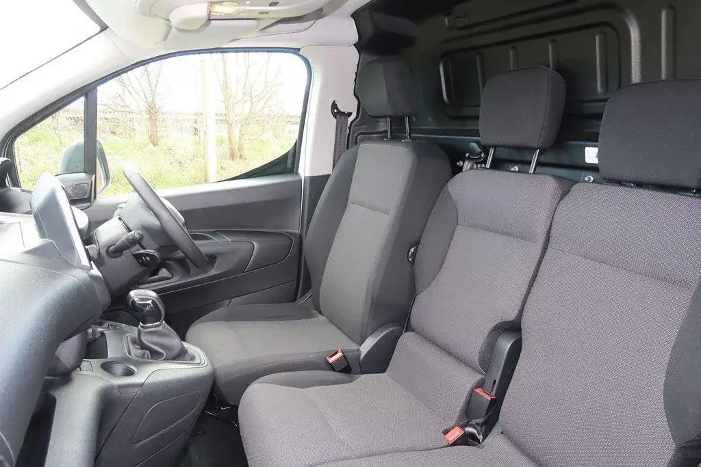 2021 Peugeot Partner 1.5 BlueHDi Professional Premium Panel Van photo