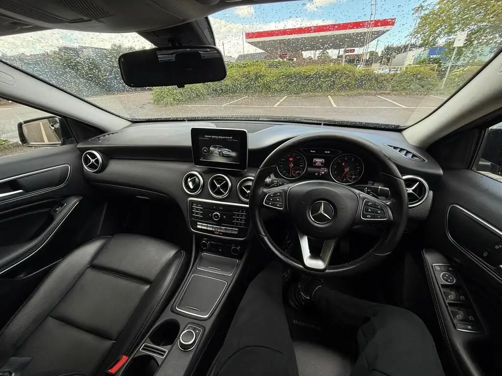 2018 Mercedes-Benz A Class A160 SE 7G-DCT photo