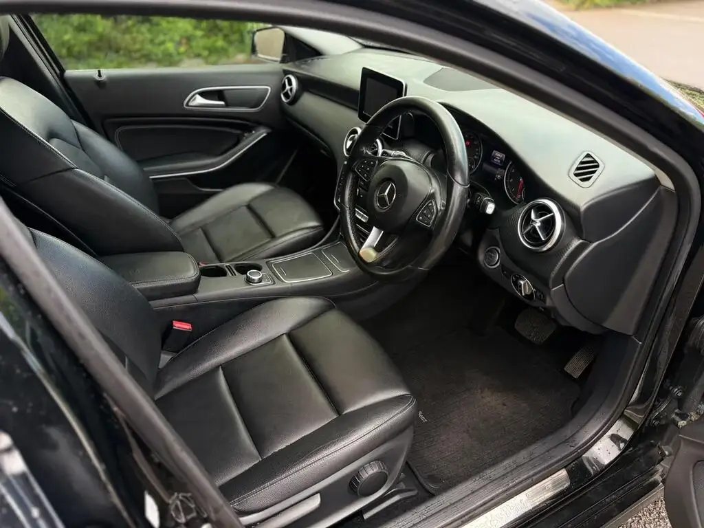 2018 Mercedes-Benz A Class A160 SE 7G-DCT photo