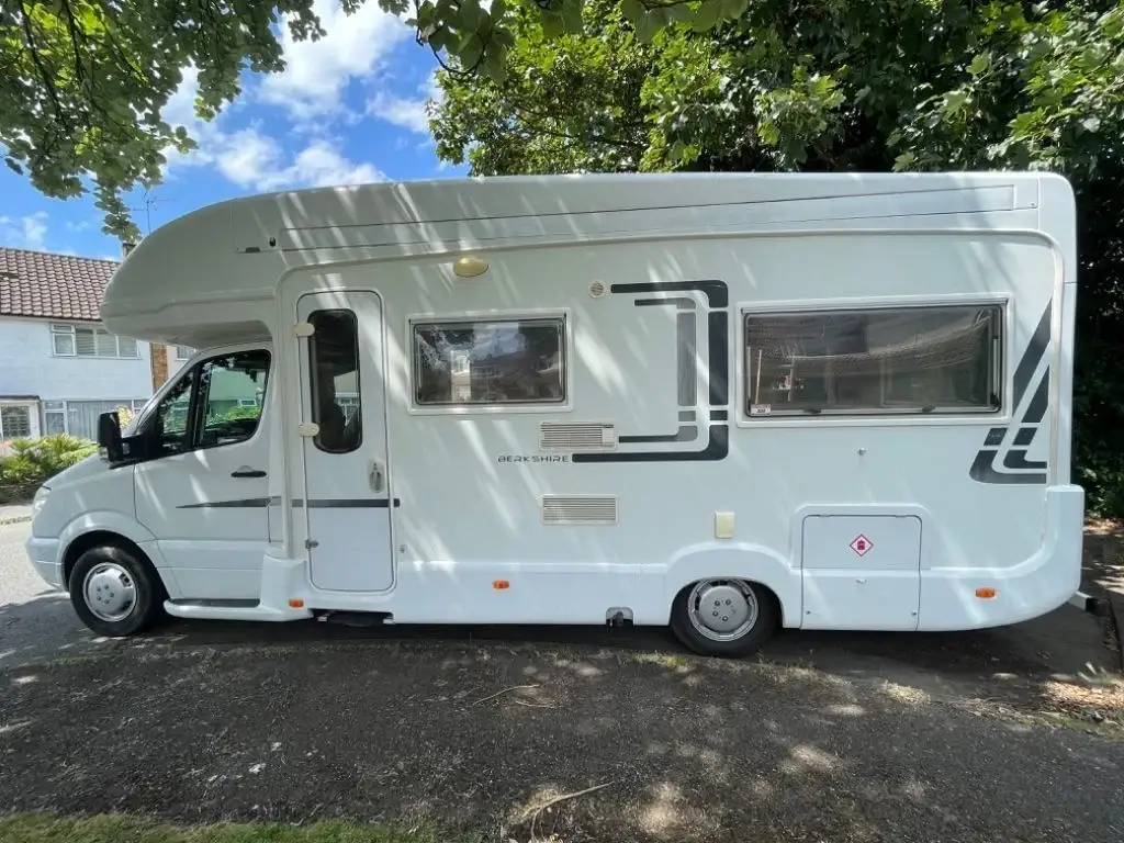 2008 Auto-Sleepers Berkshire Mercedes-Benz Sprinter Chassis photo