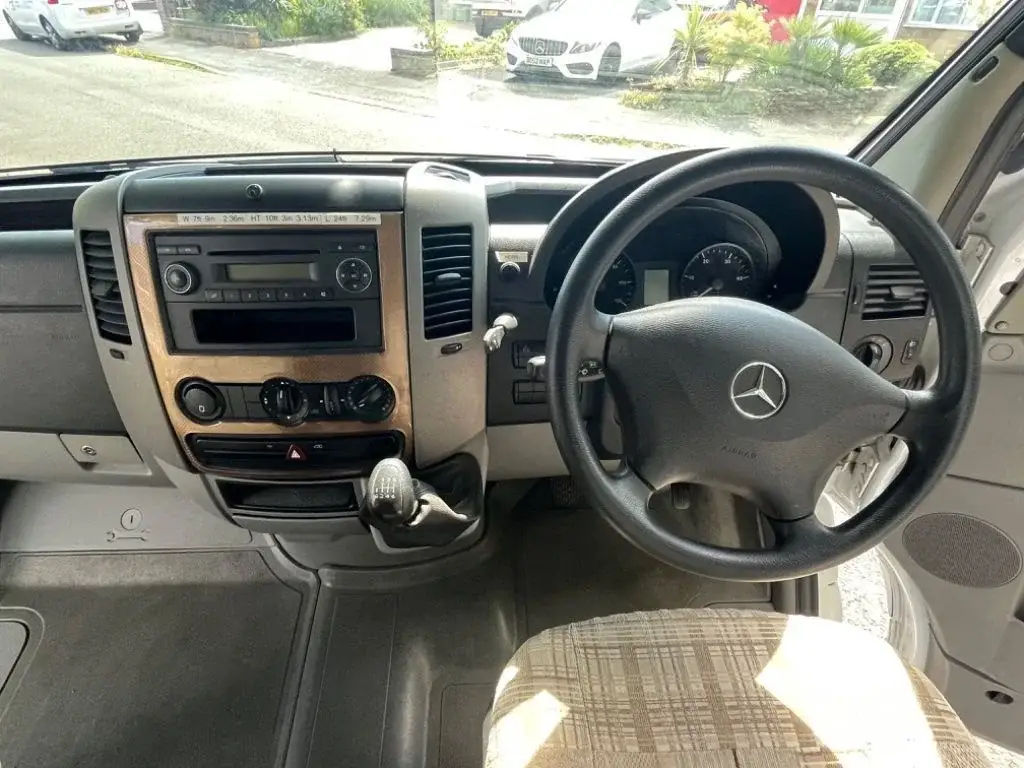 2008 Auto-Sleepers Berkshire Mercedes-Benz Sprinter Chassis photo