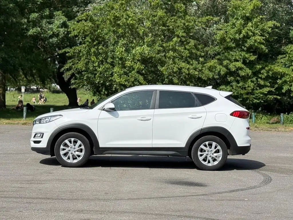 2018 Hyundai TUCSON 1.6 GDi Blue Drive SE Nav Euro 6 (s/s) 5dr photo