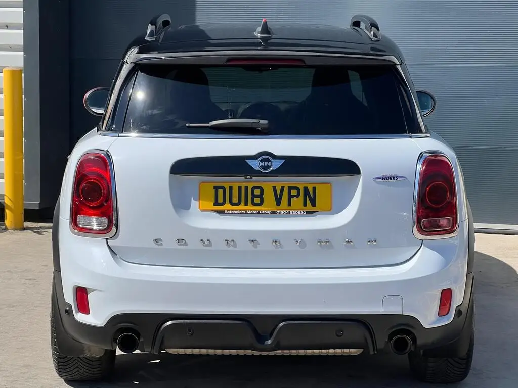 2018 MINI Countryman 2.0 John Cooper Works Auto ALL4 Euro 6 (s/s) 5dr photo