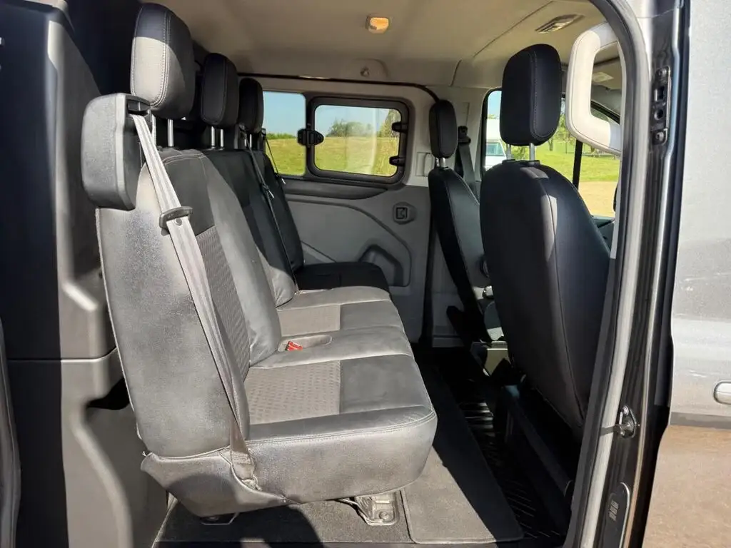 2019 Ford Transit Custom 2.0 320 EcoBlue Sport Crew Van Auto photo